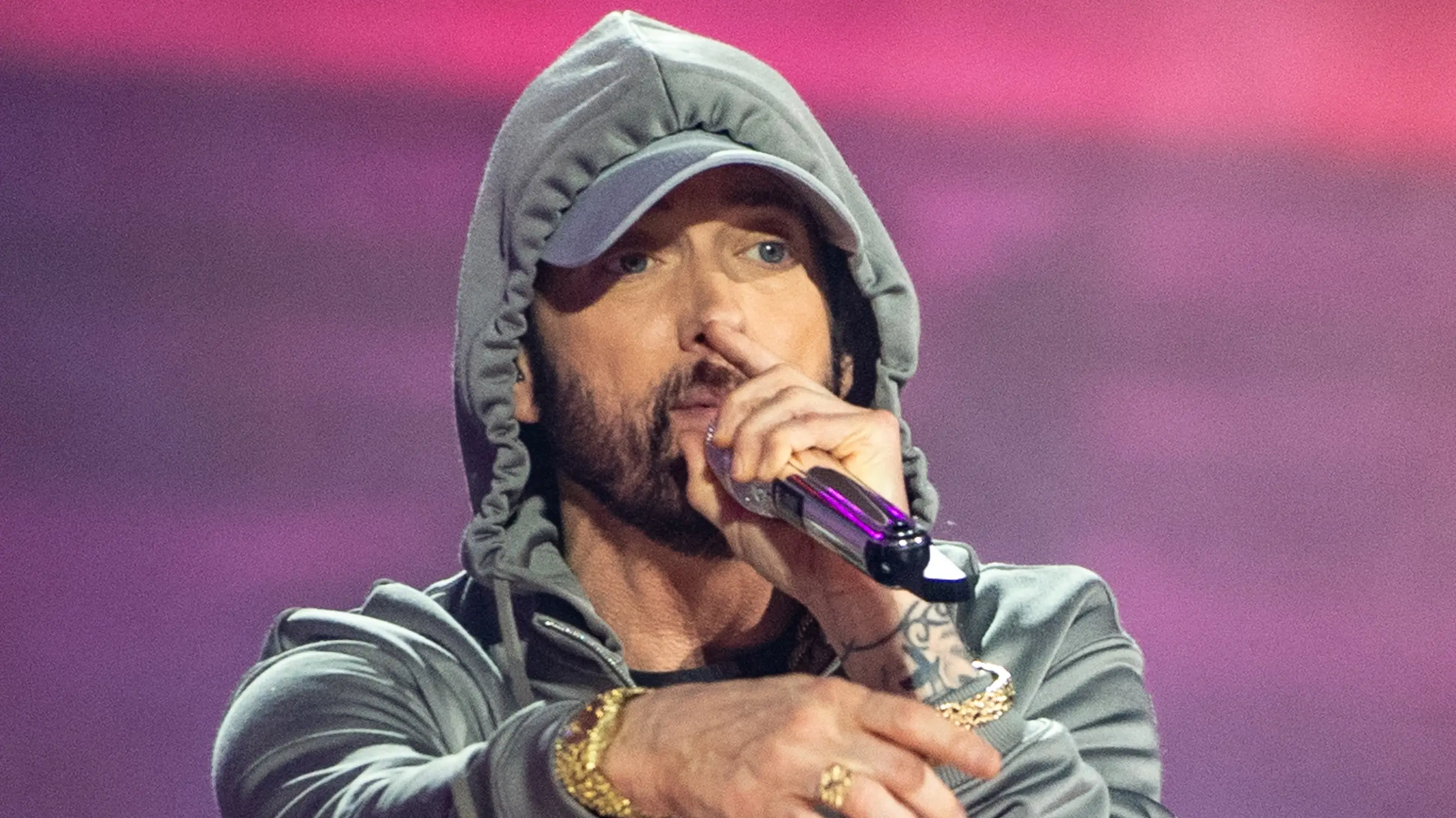Eminem no longer performs hit song that he apologised for writing