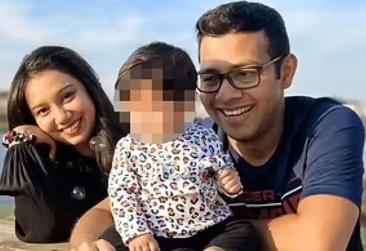 The whole family felt unwell for an unknown reason. (Umar Abdullah/Facebook)