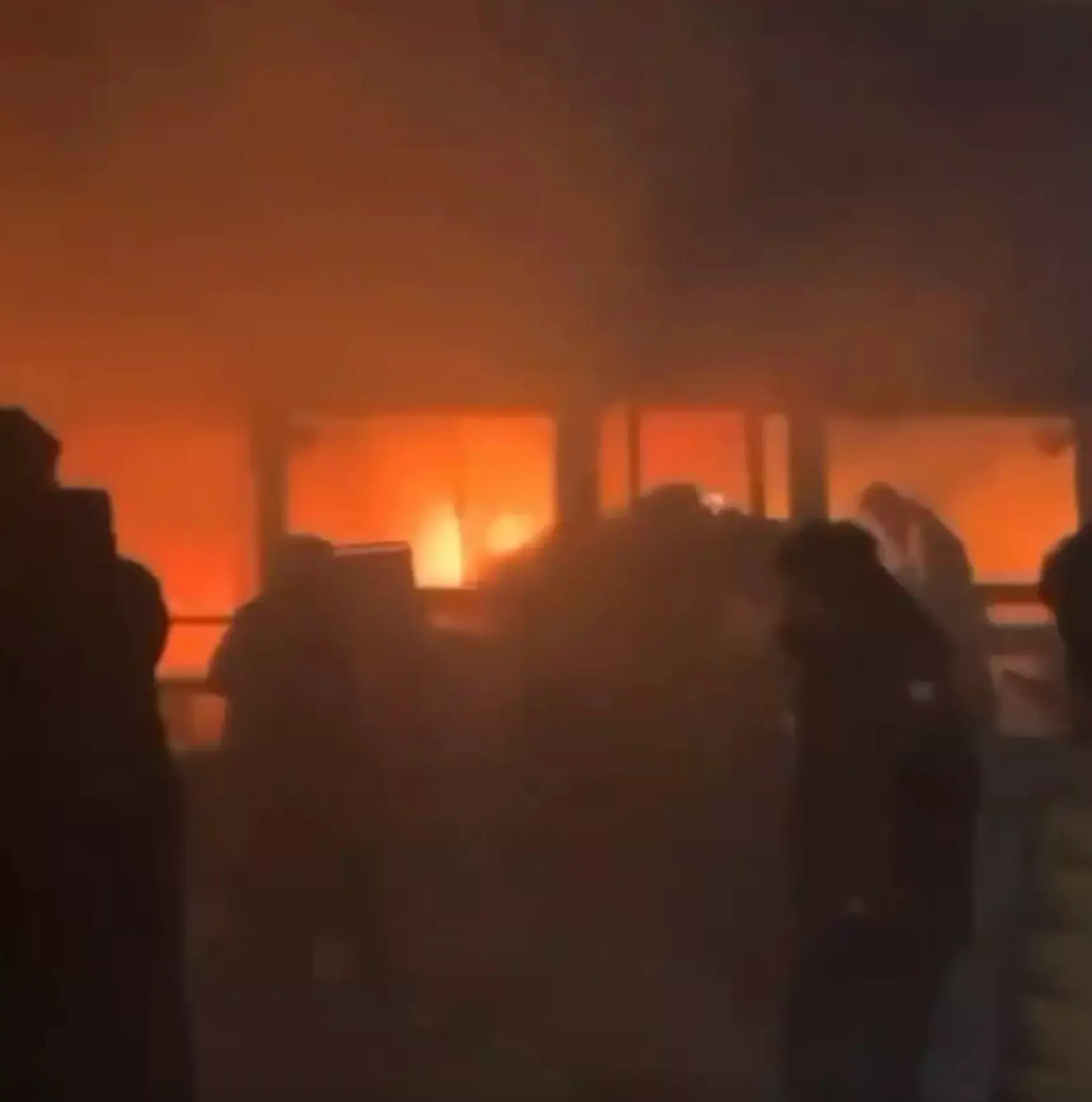 Eyewitnesses recalled some of the horrific scenes they went through (X)