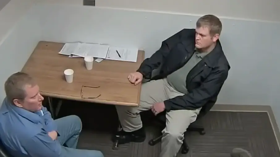 The interviewer tries to establish where Paul was that night.