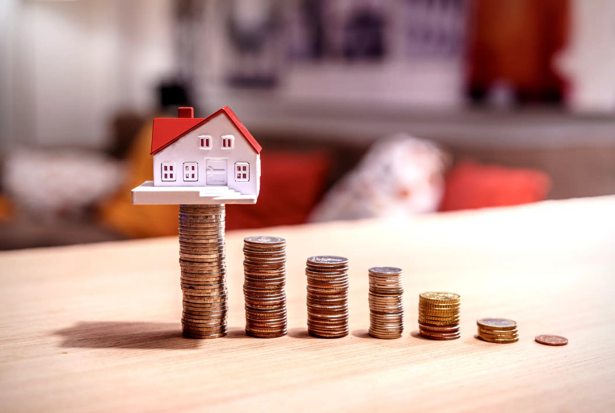Lloyds Banking Group has launched a new £5,000 deposit mortgage for first-time buyers (Getty Stock Images)