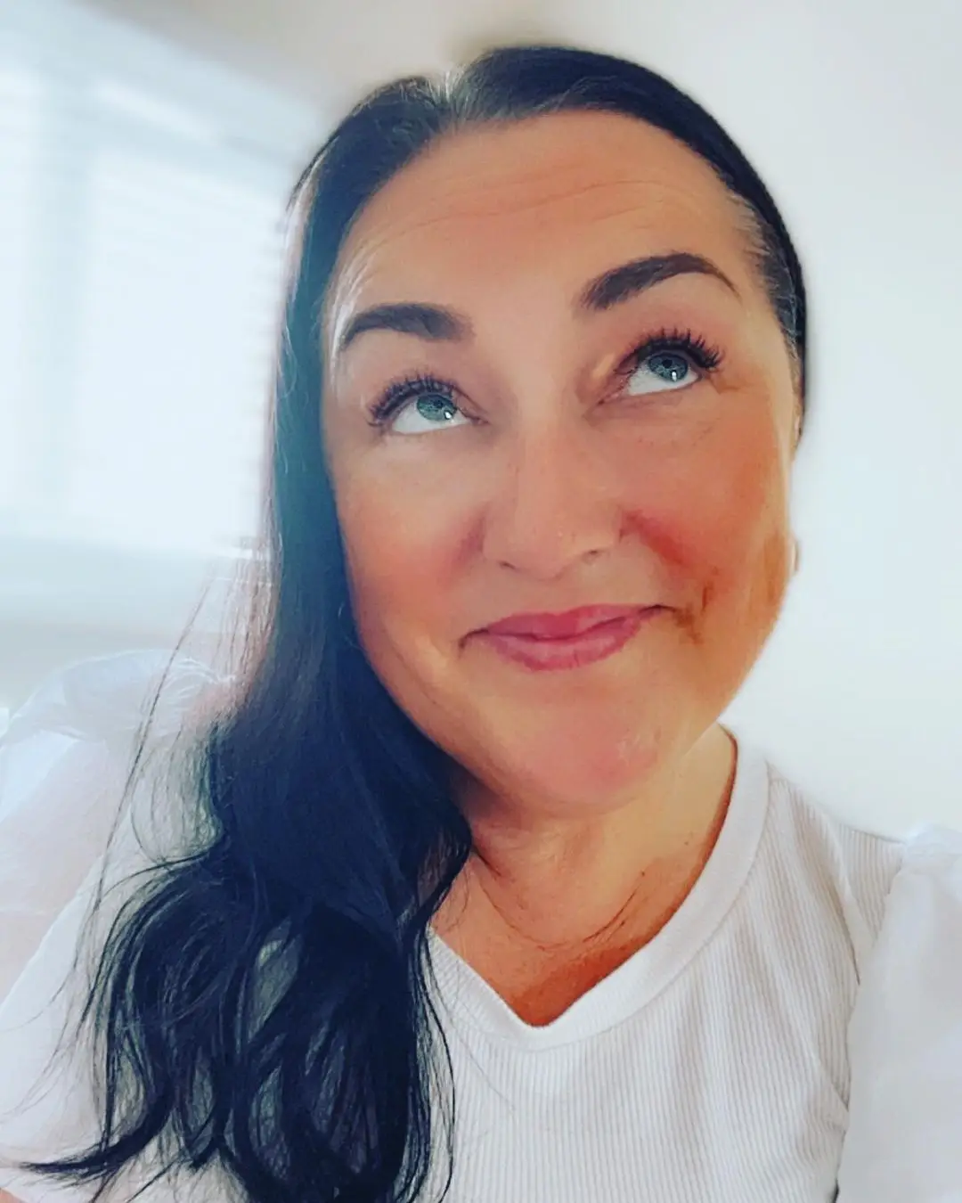 Jenny Radcliffe is a burglar for hire.