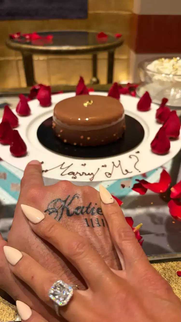 Katie Price only just announced she was engaged to Lee Andrews (Instagram/@katieprice)