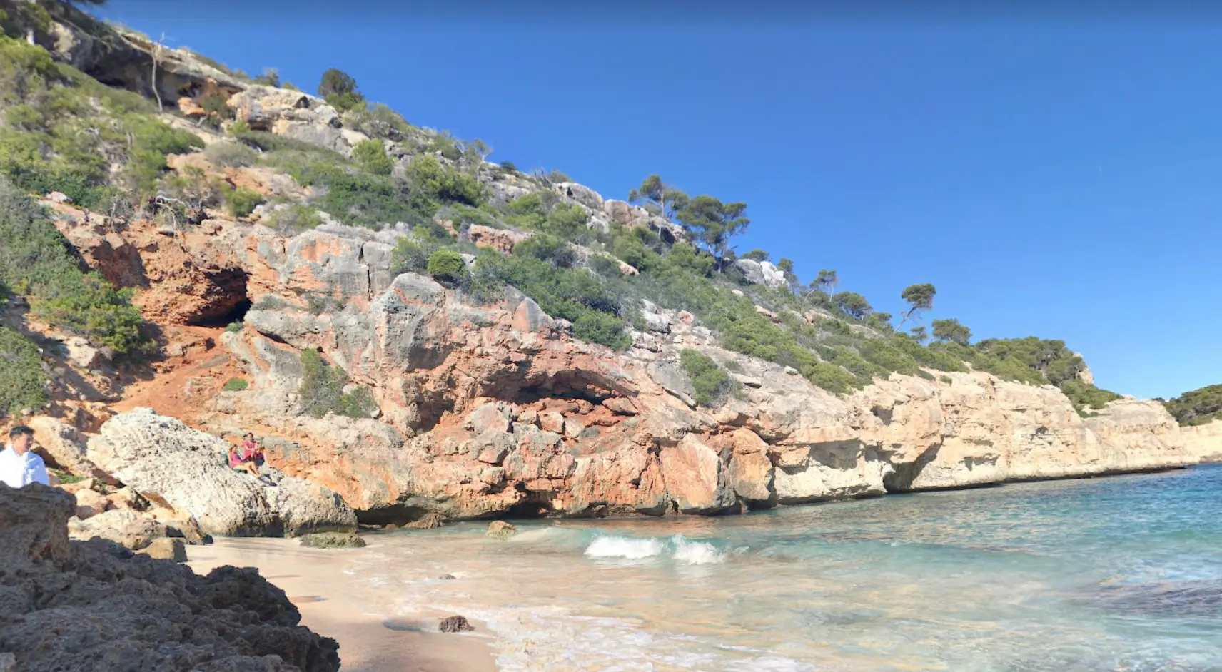 There are already 28 'smoke-free' beaches in Spain.