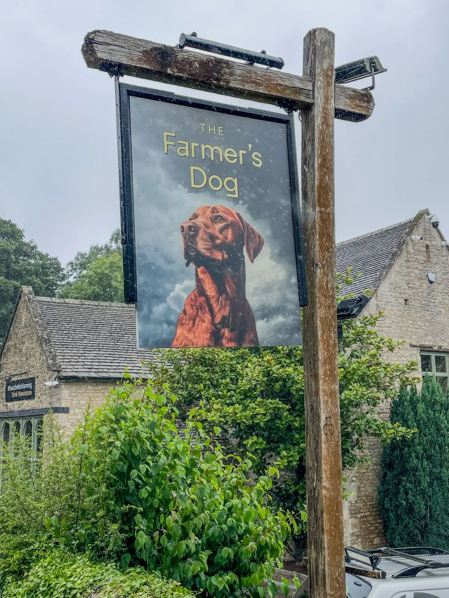 The couple travelled three hours to Clarkson's new Farmer's Dog pub in the Cotswolds. (Ben Birchall/PA Wire)
