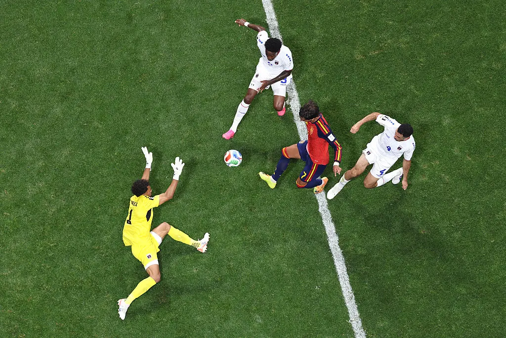 In the end it was determined that there was nothing wrong, Vozinha just had an amazing game which produced an unlikely result (Justin Setterfield/Getty Images)
