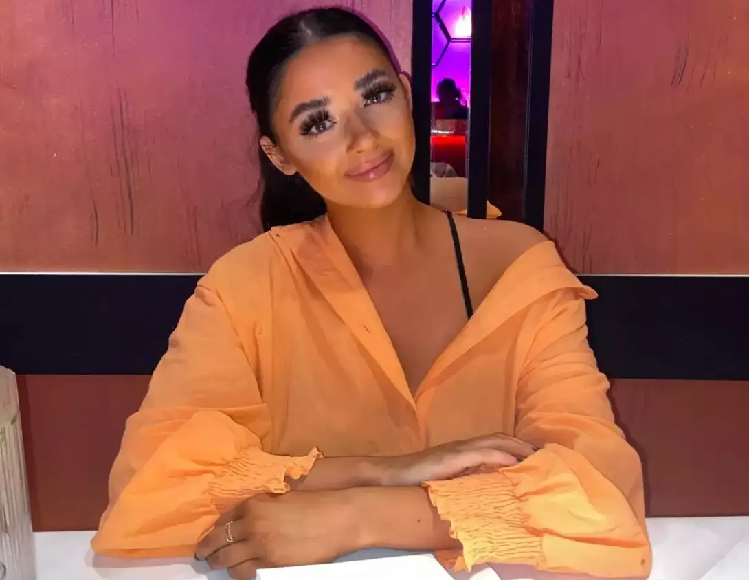 25-year-old Louise (Facebook)