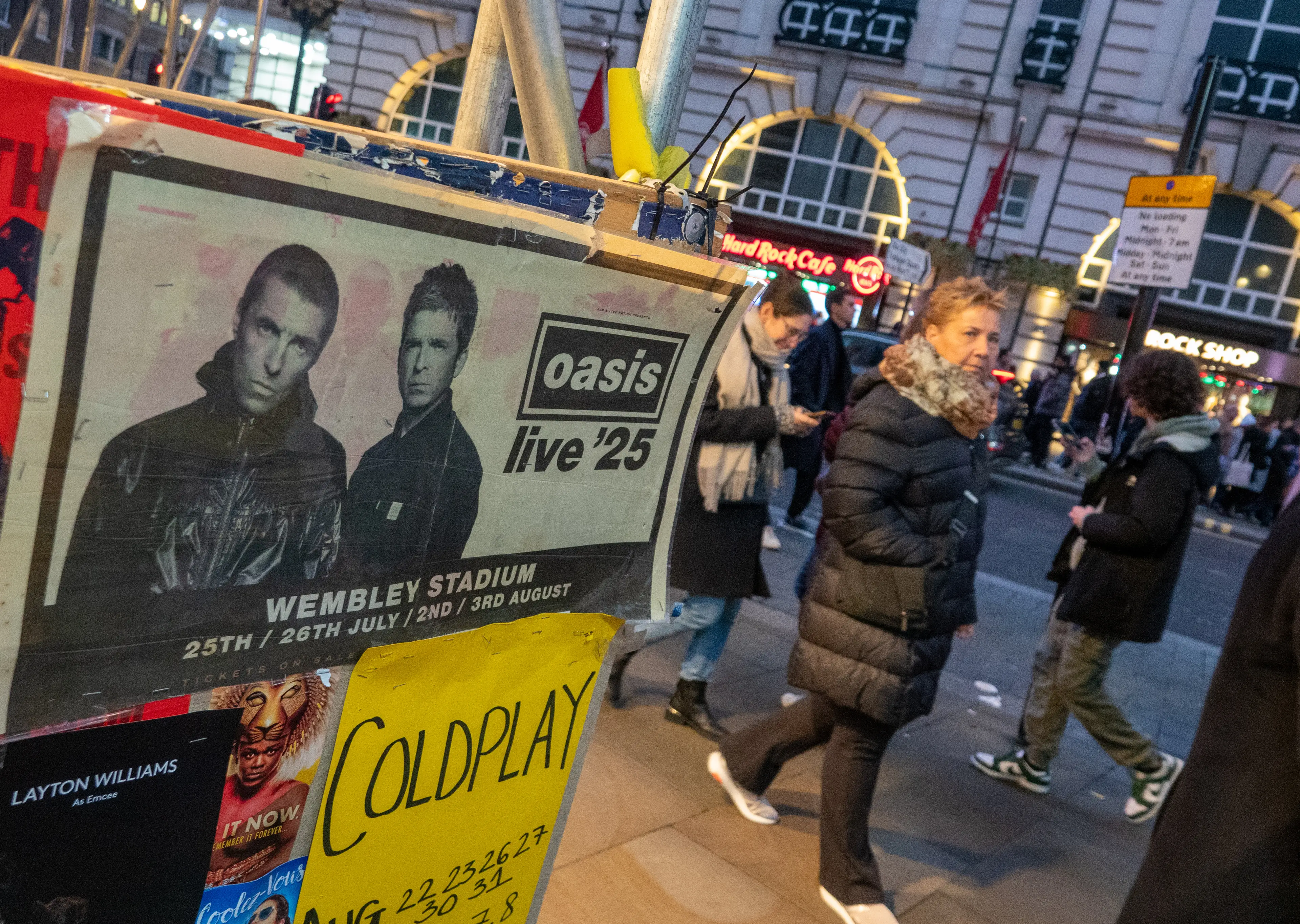 The tickets for Oasis sold out quickly, but some people have had their tickets cancelled. (Matt Cardy/Getty Images)
