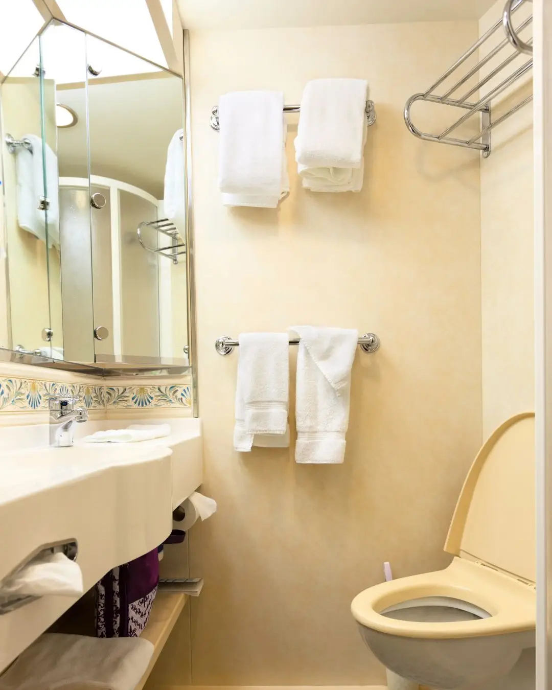 Cruise ship bathrooms have a reputation for being small (apomares/Getty Images)