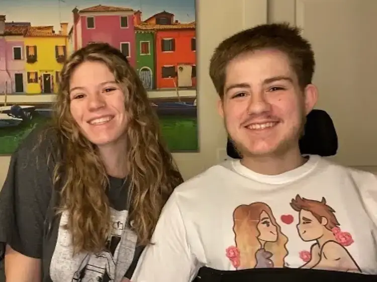 He and wife Sabia get asked about their private life a lot (Instagram/@loren.schauers)