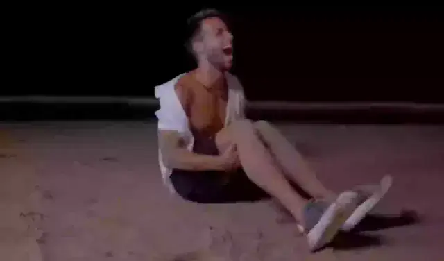 Poor old Montoya had a rough ride (Mitele)