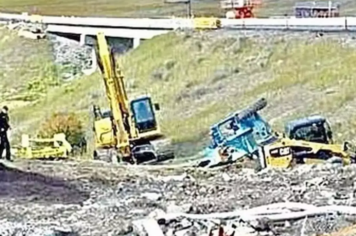 Loren survived a 50ft drop and a forklift (loren.schauers/ Instagram)