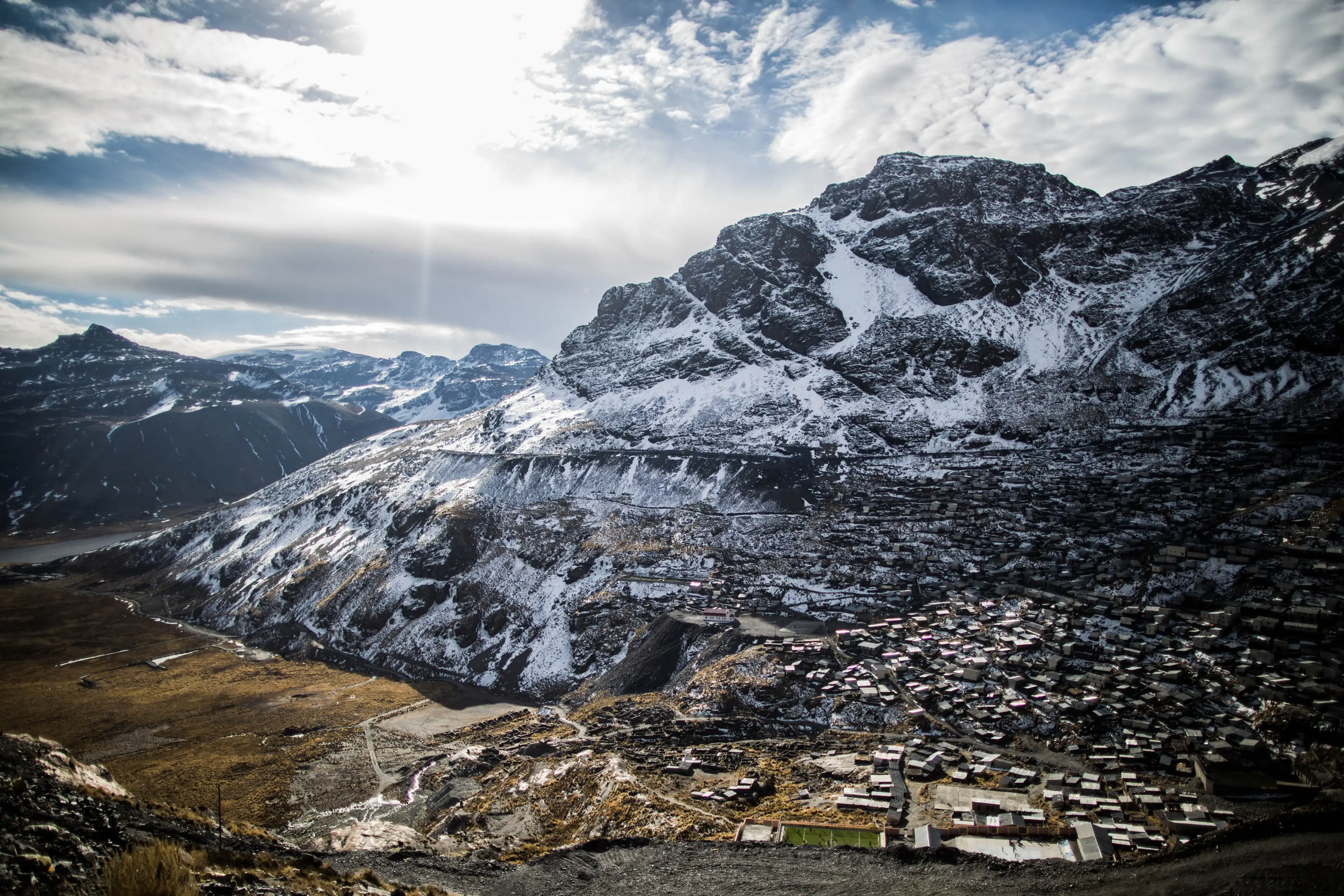La Rinconada is the world's highest permanent settlement, it has a terrible reputation for crime (Sebastian Castañeda/Anadolu Agency/Getty Images)