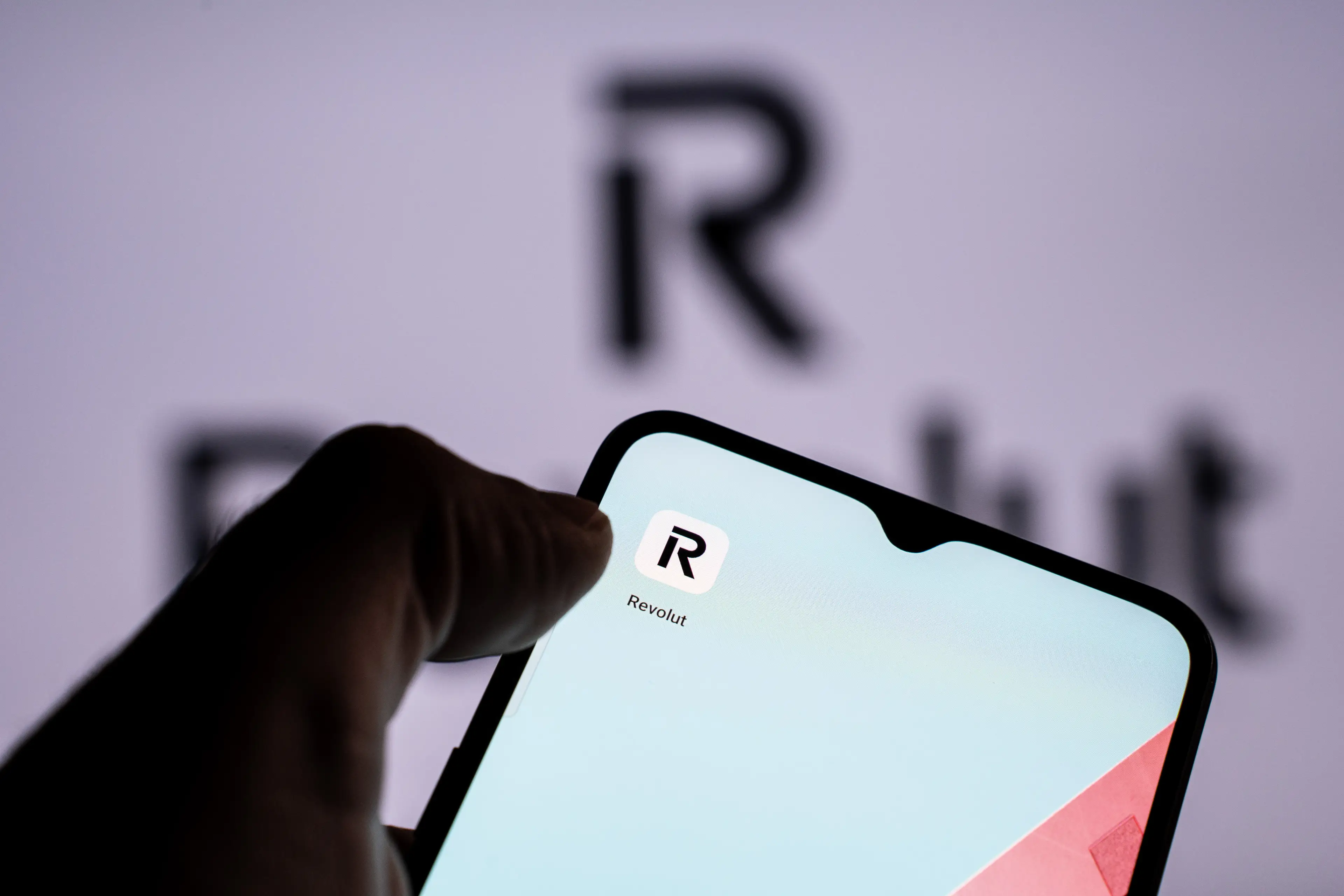 Revolut app (Nikos Pekiaridis/NurPhoto via Getty Images)