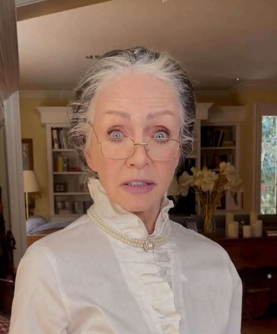 Mills played into the critical comment and shared a hilarious response (Instagram/@thedonnamills)