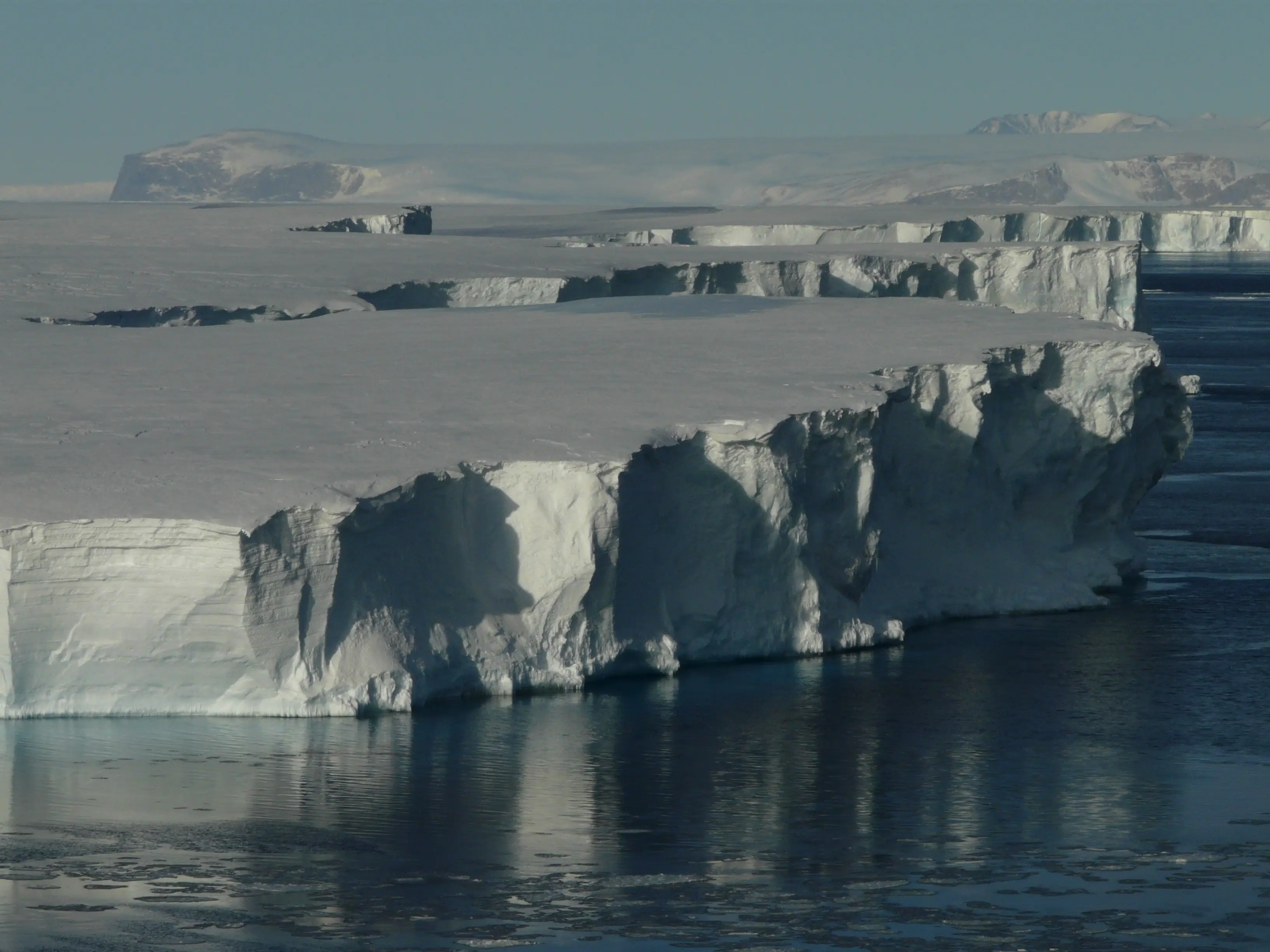 The bubbles inside the ice provide scientists with information (Getty Stock Photo)