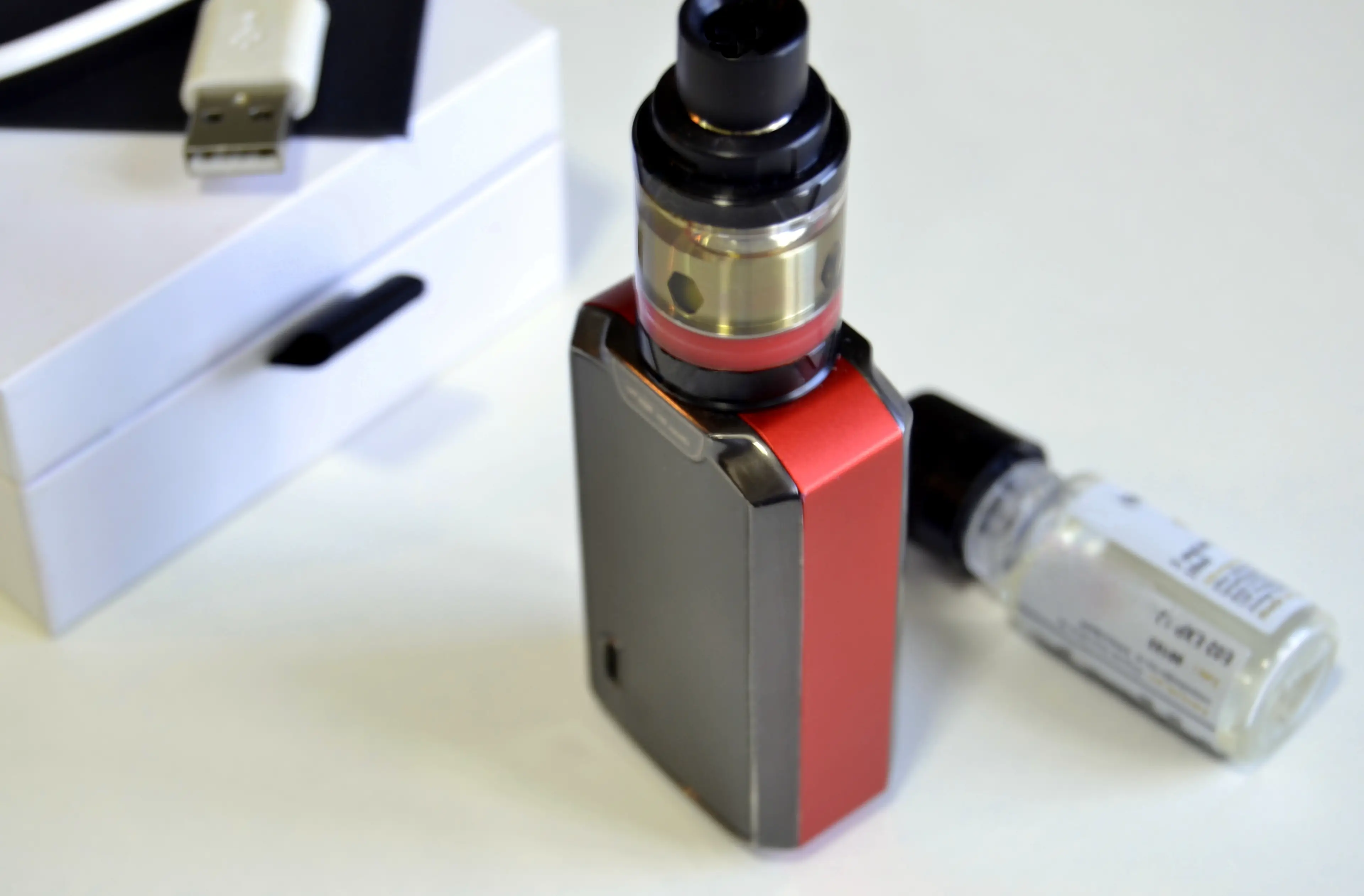 You can get liquids with low or no nicotine content in them (Getty Stock Images)