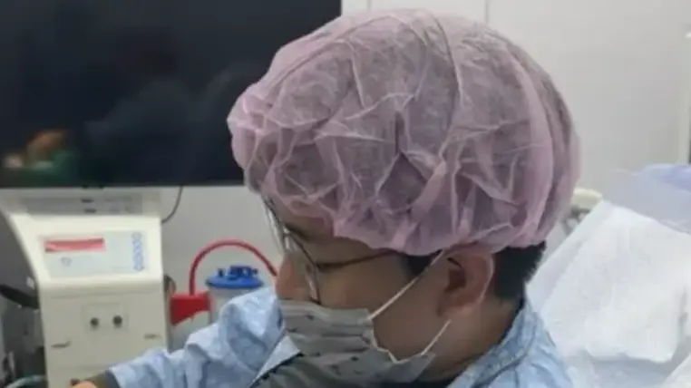 Surgeon's response after he performs nerve-racking vasectomy on himself as a 'gift to his wife'