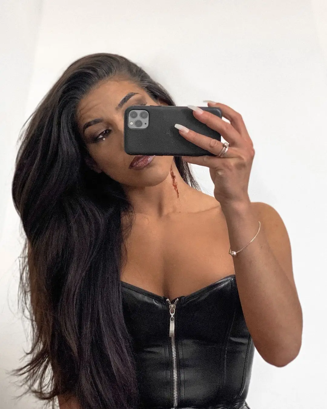 Leah quit her job to eat full-time.