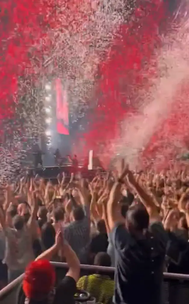 Absolute scenes. (X/@nikkiwicks)