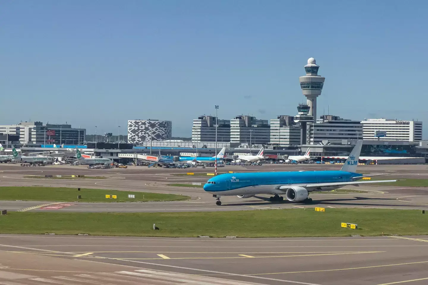 One person has died after falling into the engine of a KLM plane at Schiphol Airport, Amsterdam. (Nicolas Economou/NurPhoto via Getty Images)