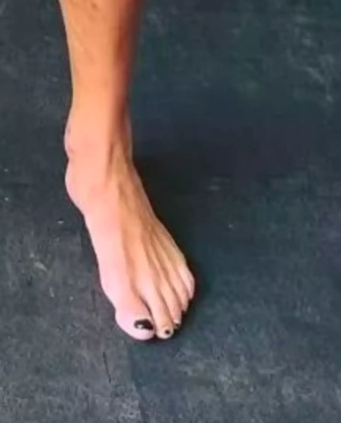 It's to avoid any fungal infections. (Instagram/@cristiano)