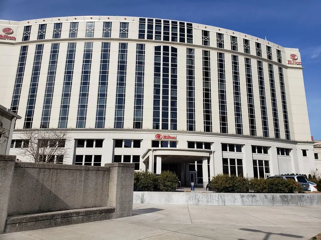 The 4th Avenue South Nashville Hilton Hotel where the incident is alleged to have taken place.
