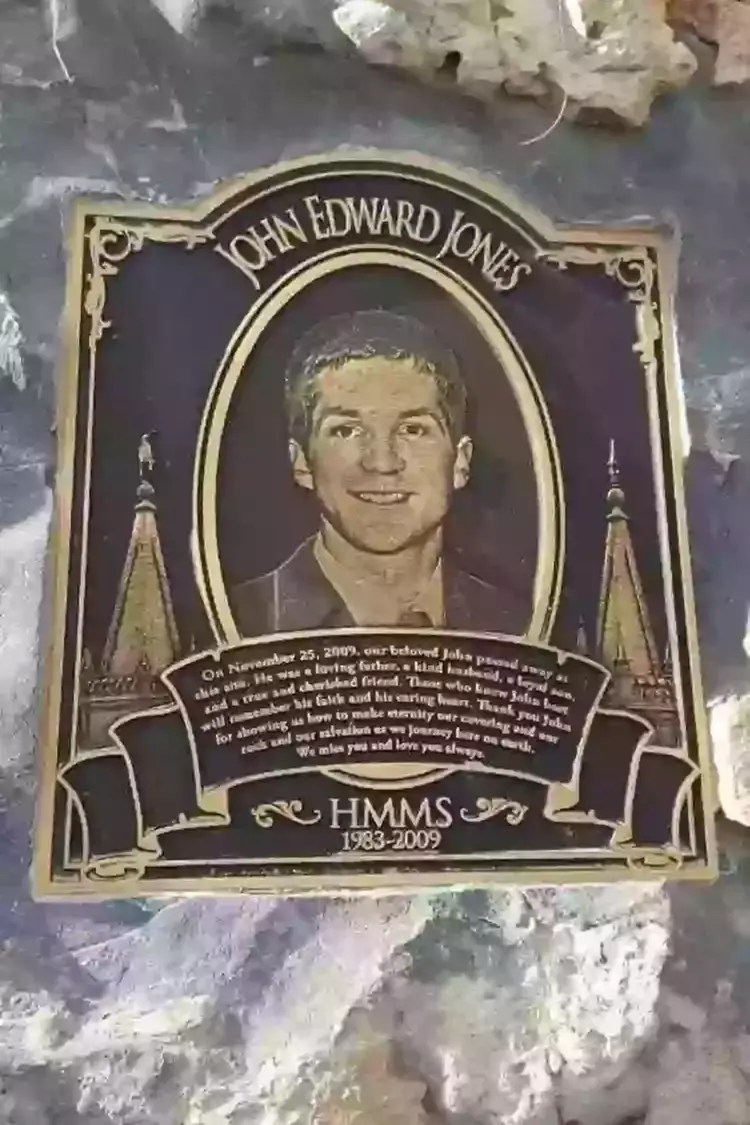 He had been 'talking about seeing angels and demons around him' before he died (Find A Grave)