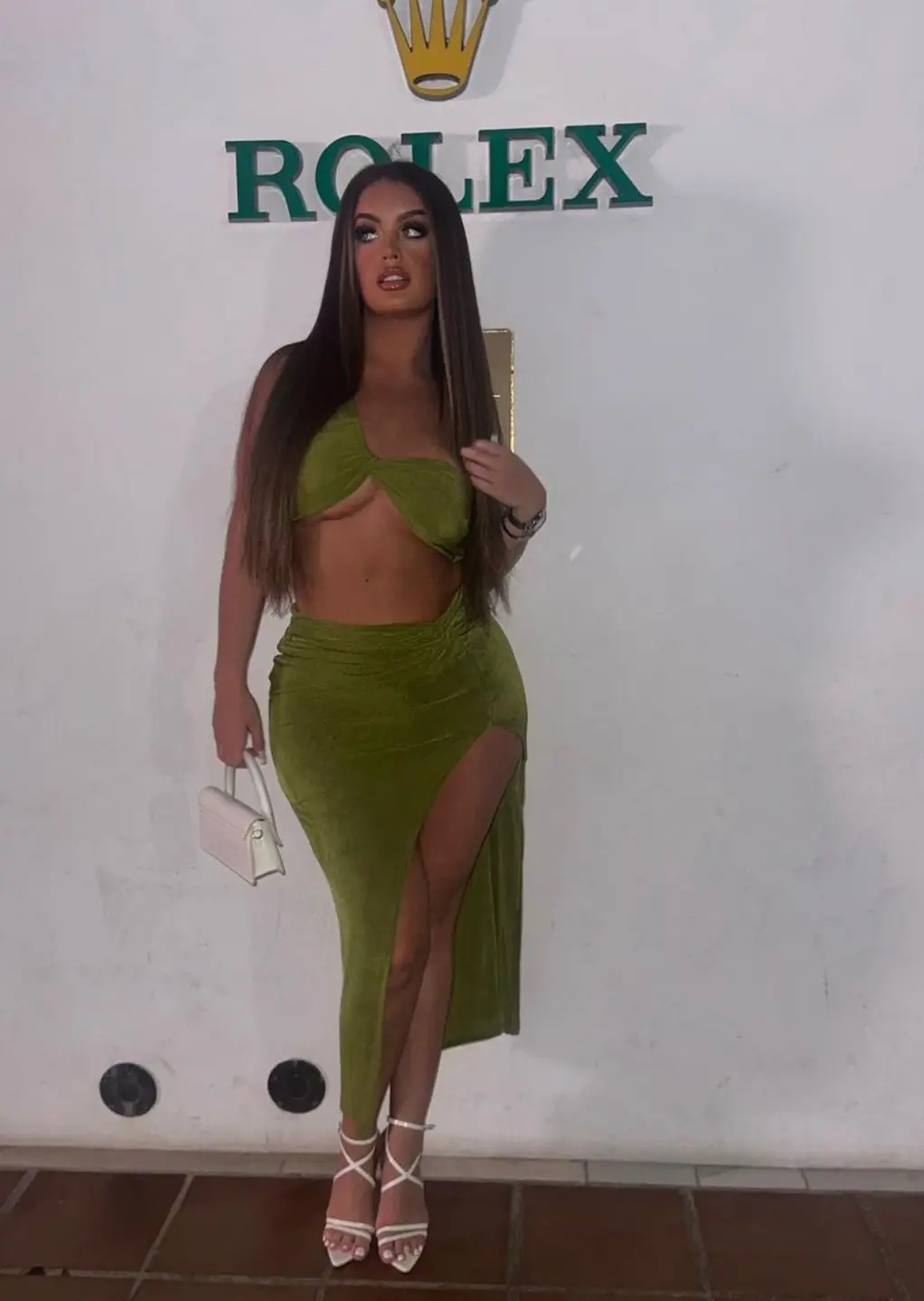 Although Jane is now living her best life, winning the lottery came with a lot of negatives.