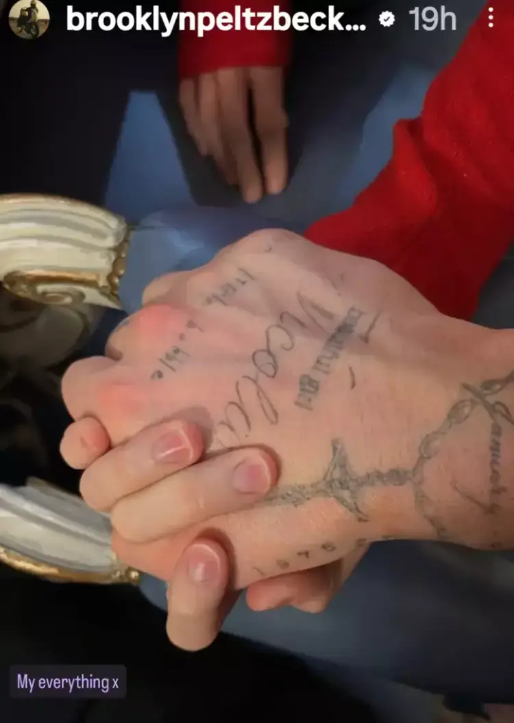 Brooklyn posted this pic on Christmas Eve (Instagram/@brooklynpeltzbeckham)