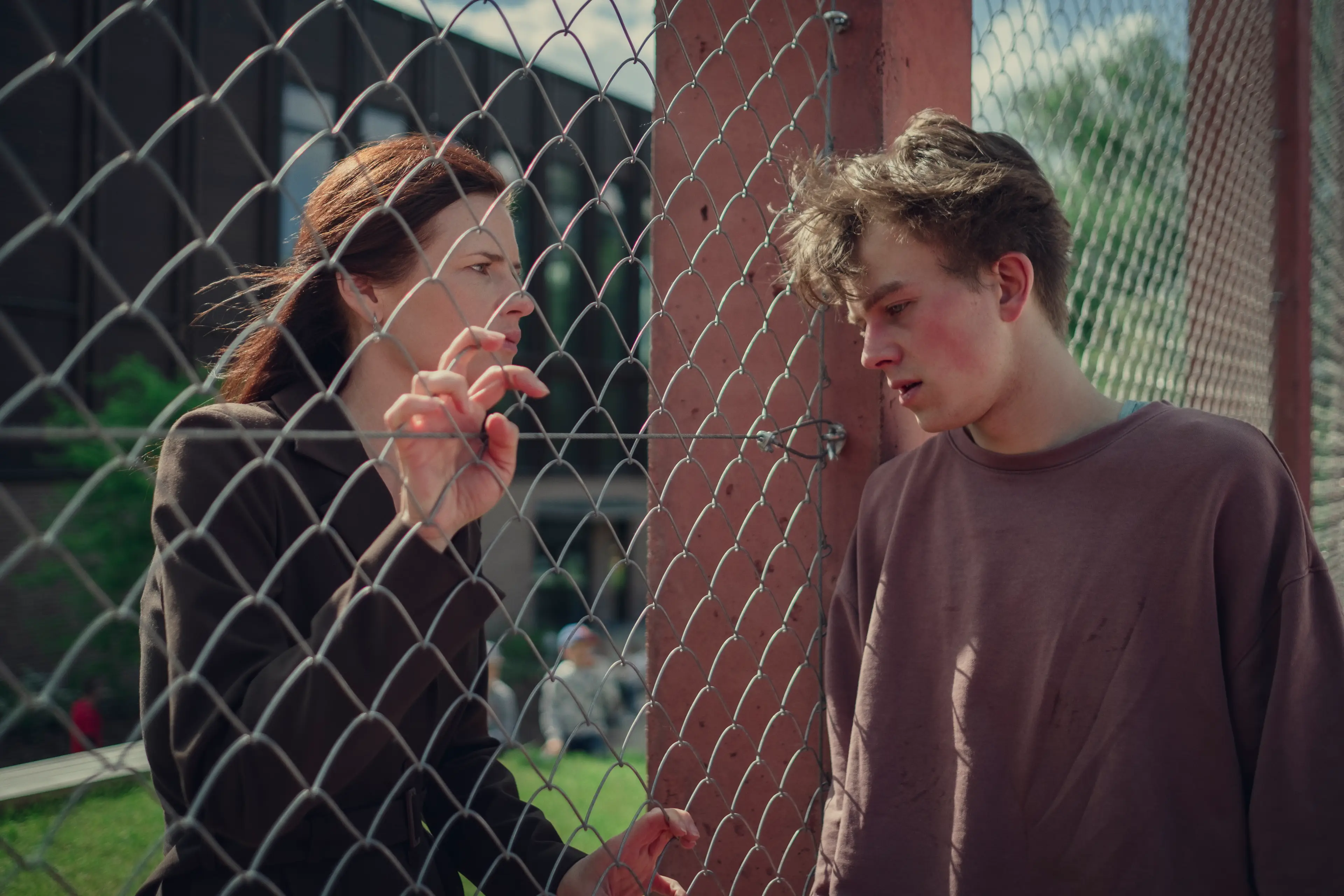 Hold Tight consists of six episodes.