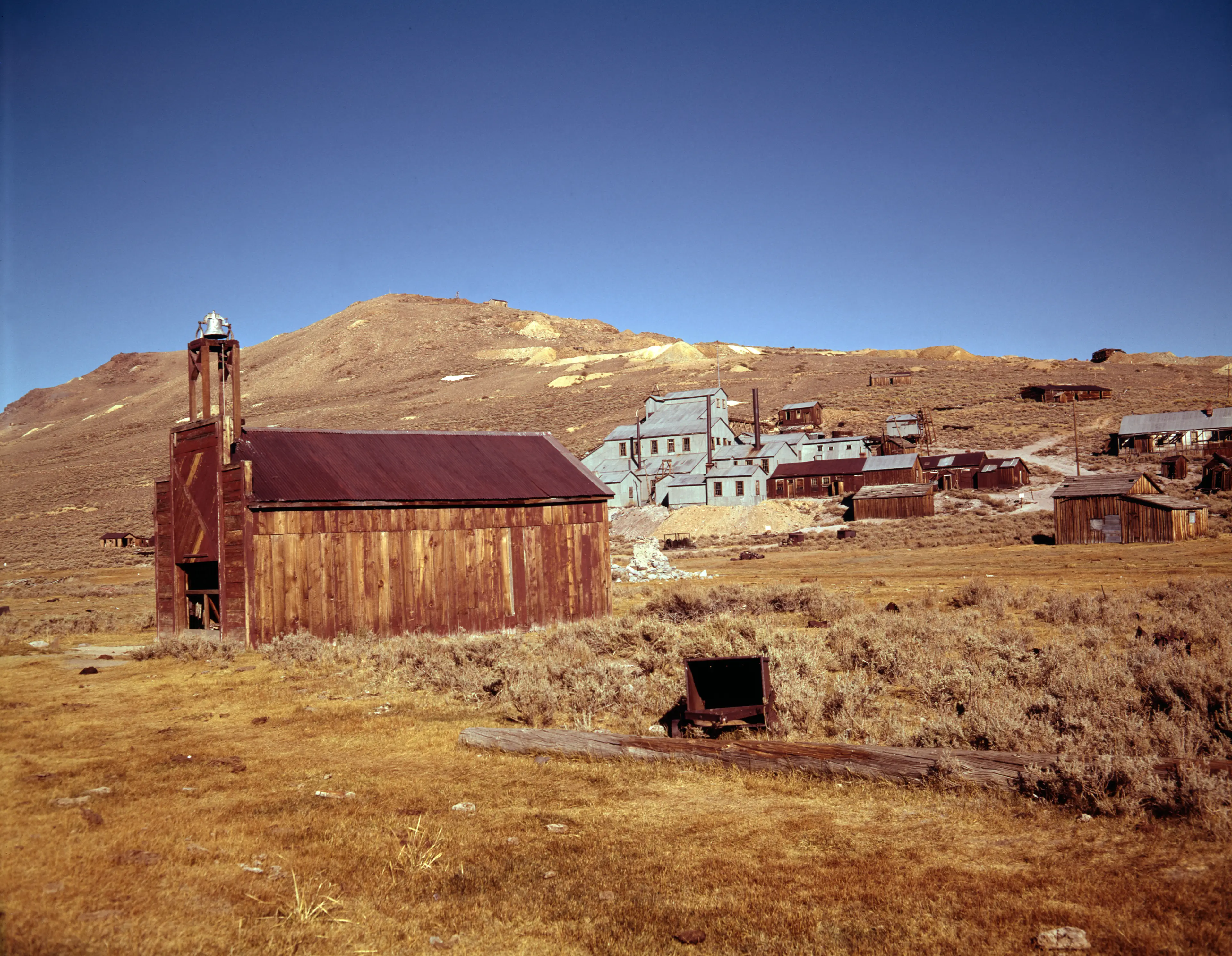 Bodie used to have 2,000 buildings and 8,000 inhabitants. It's just a ghost town now, but definitely don't steal what's been left (Camerique/Getty Images)
