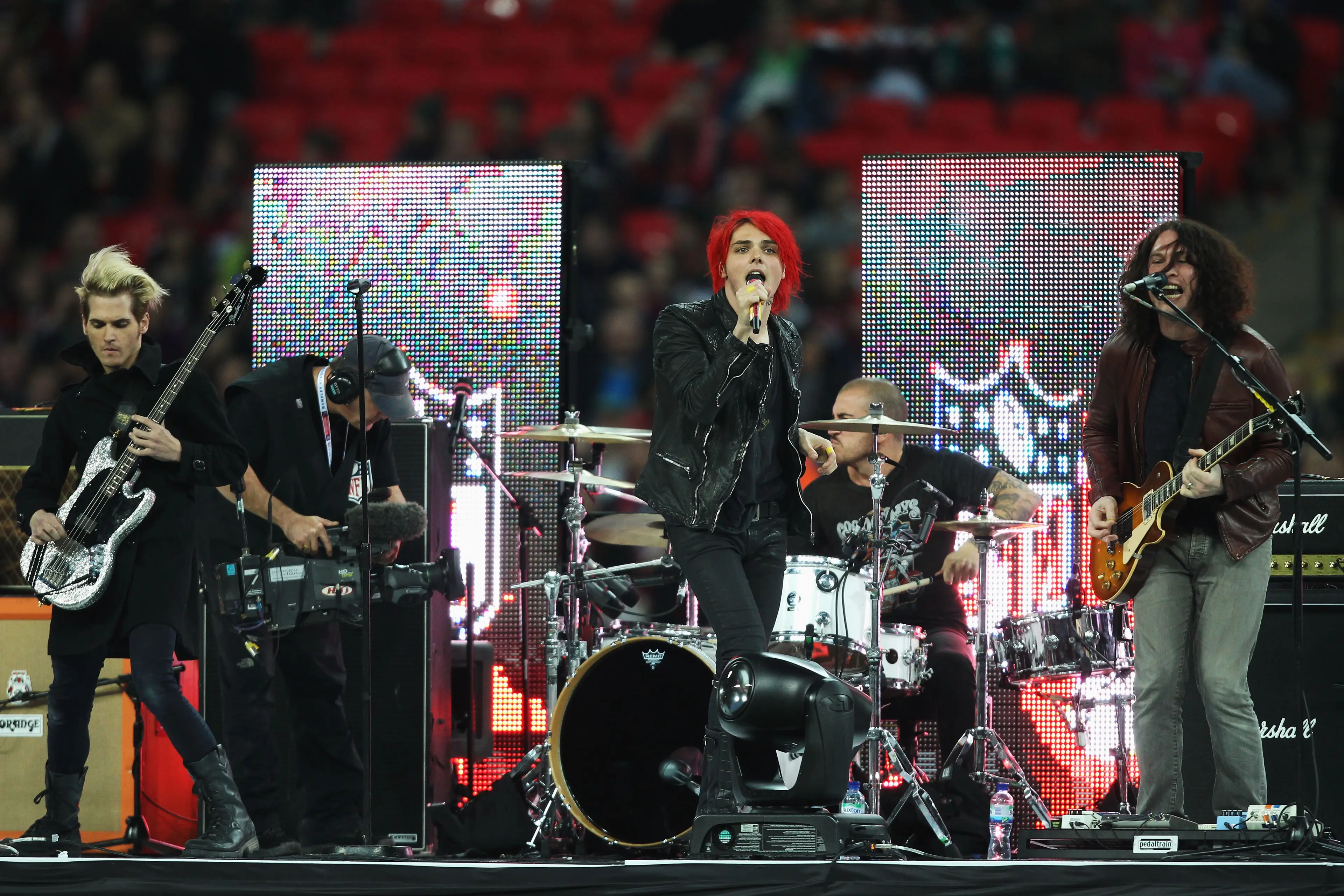 The Black Parade rockers perform in London in 2010 (