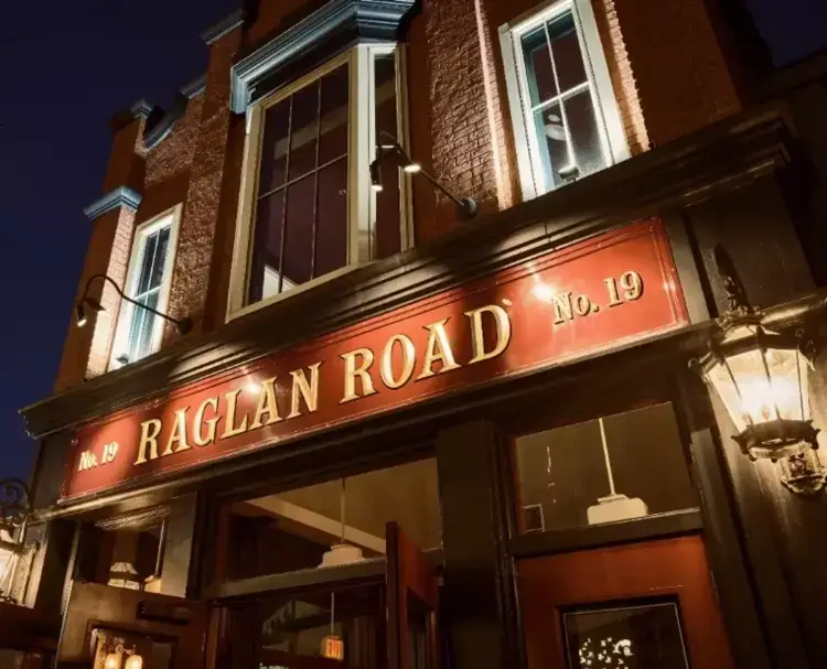 The couple dined at the Raglan Road pub at Disney Springs, and asked several times if the food they'd been served was allergen free (Instagram/@raglanroadpub)