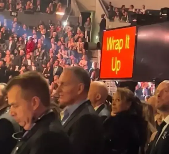 Social media users were left in stitches by the bluntness of the messages (TikTok/@amanda_sarceda)