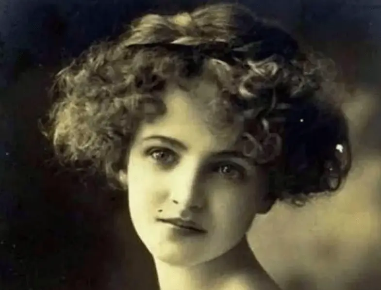 What Blanche Monnier was said to have looked like (Public Domain)