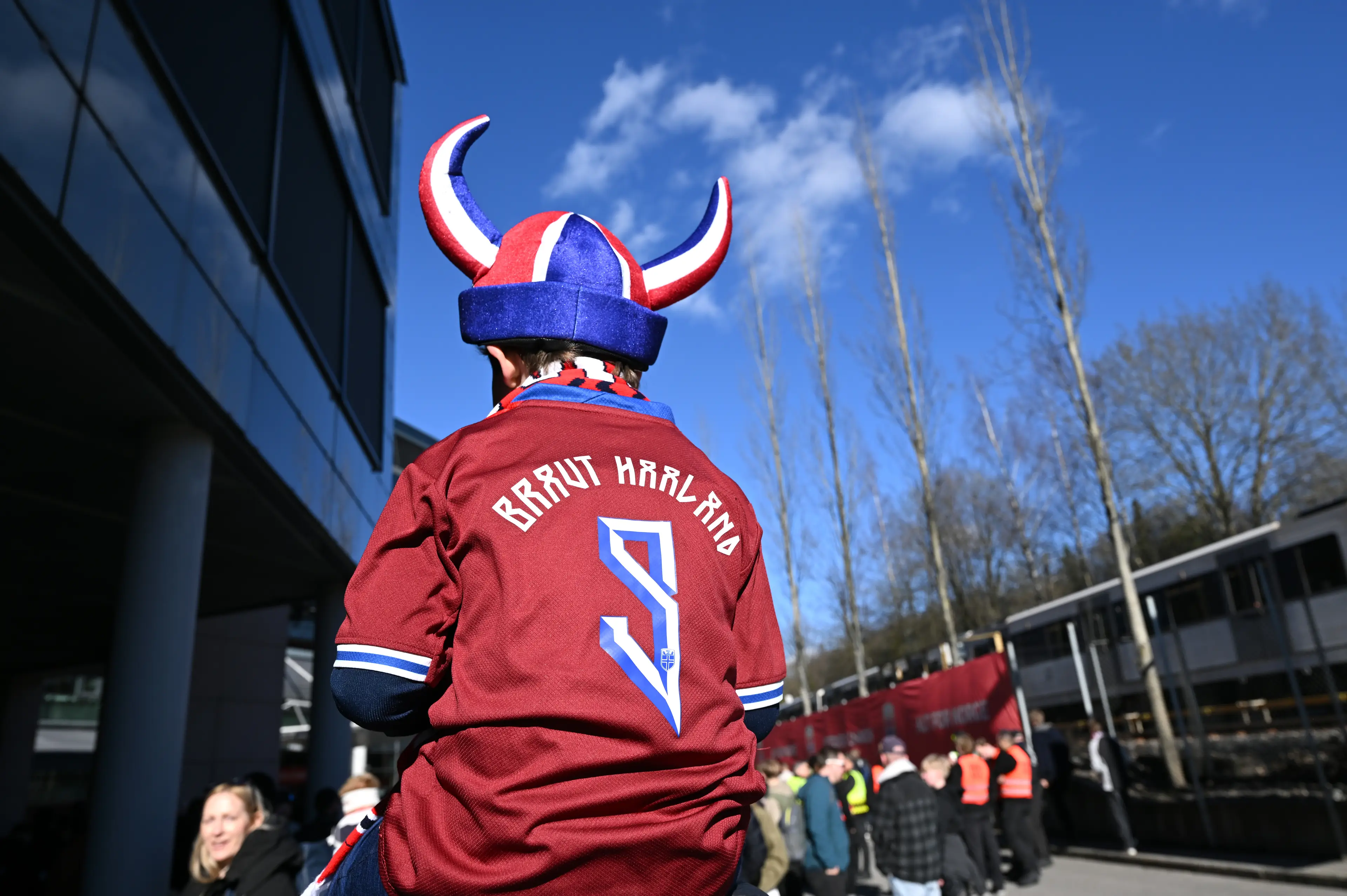 A fan wearing a Braut Haaland jersey (Stuart Franklin/Getty Images)