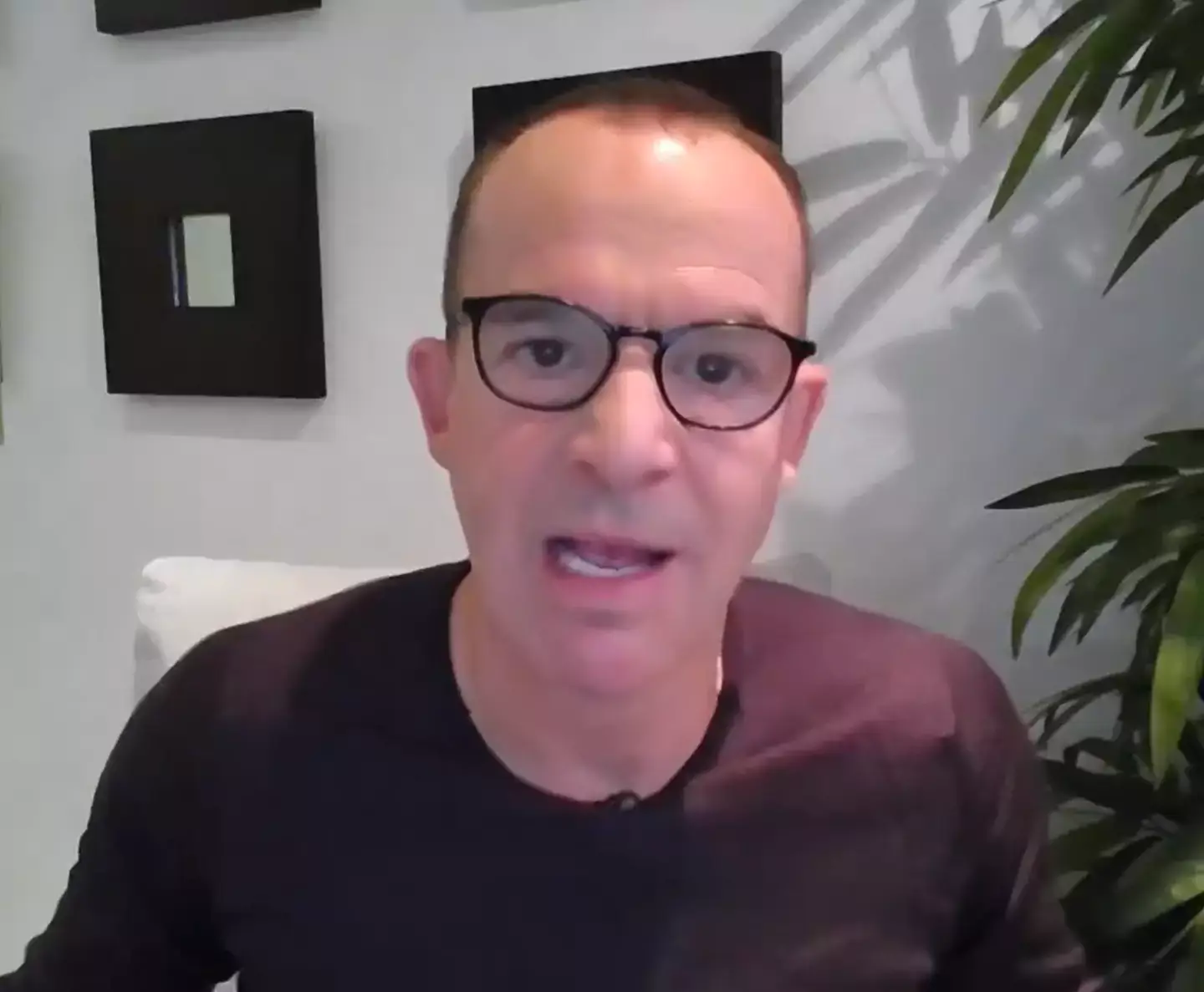 Martin Lewis is making us think about our cash once again (Twitter/@MartinSLewis)