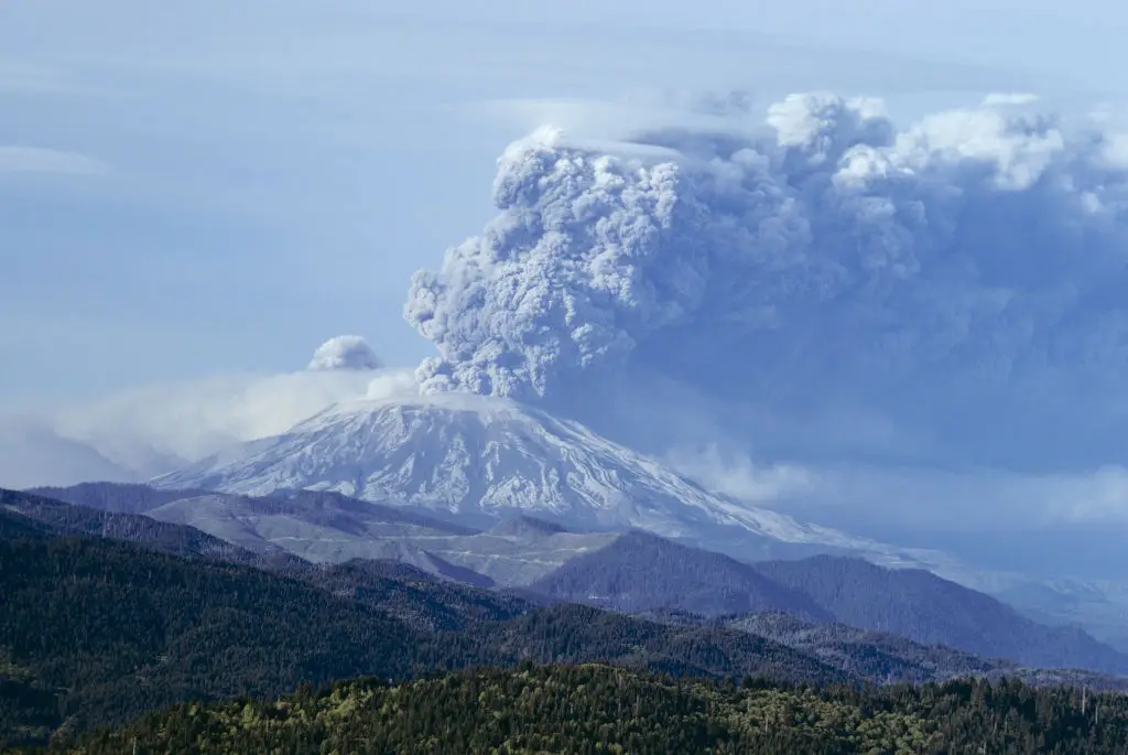 Mount St. Helens erupted in 1980, claiming around 57 lives (Getty Stock Image)