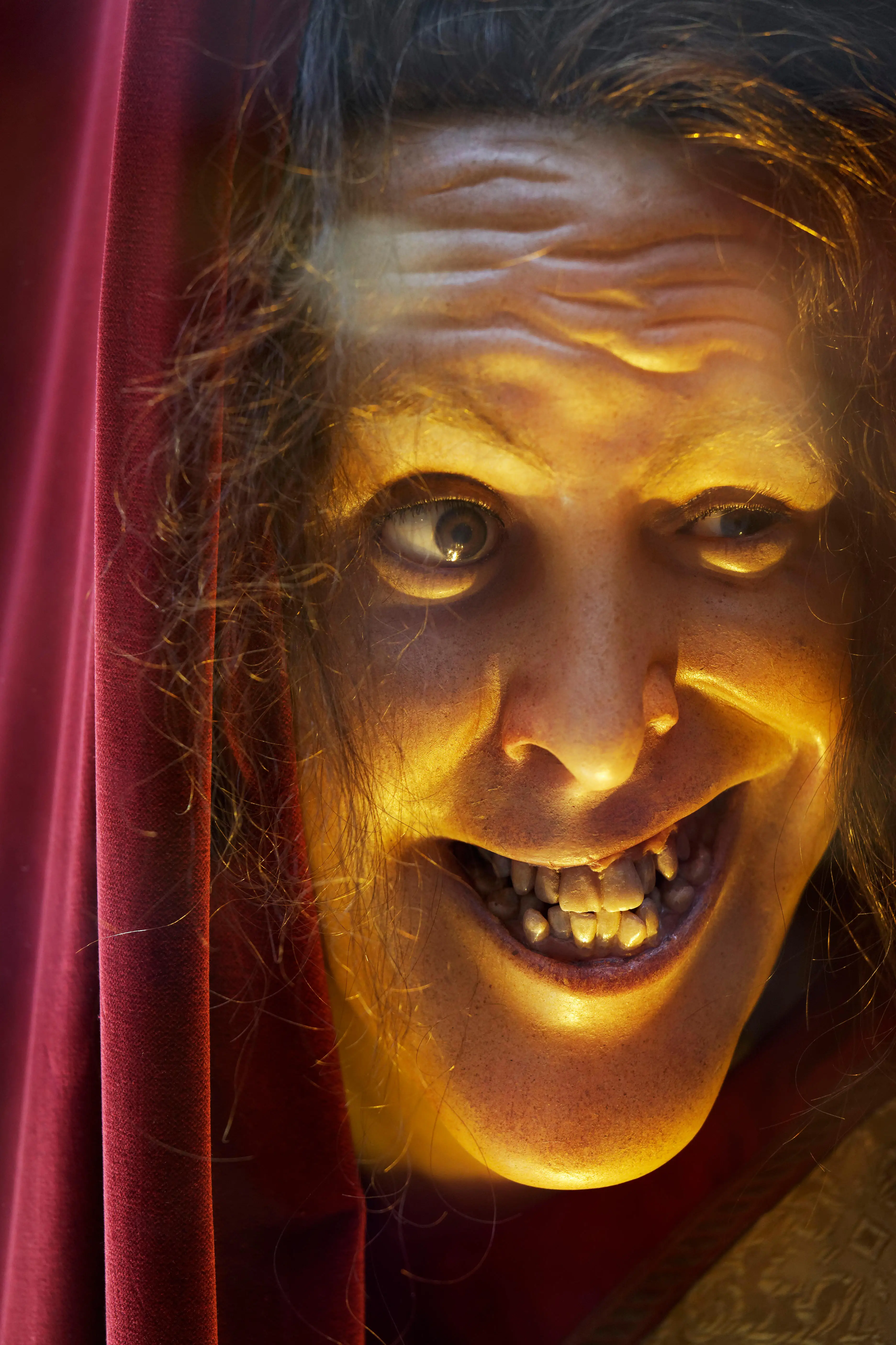 Hopefully this won't infiltrate your nightmares tonight.