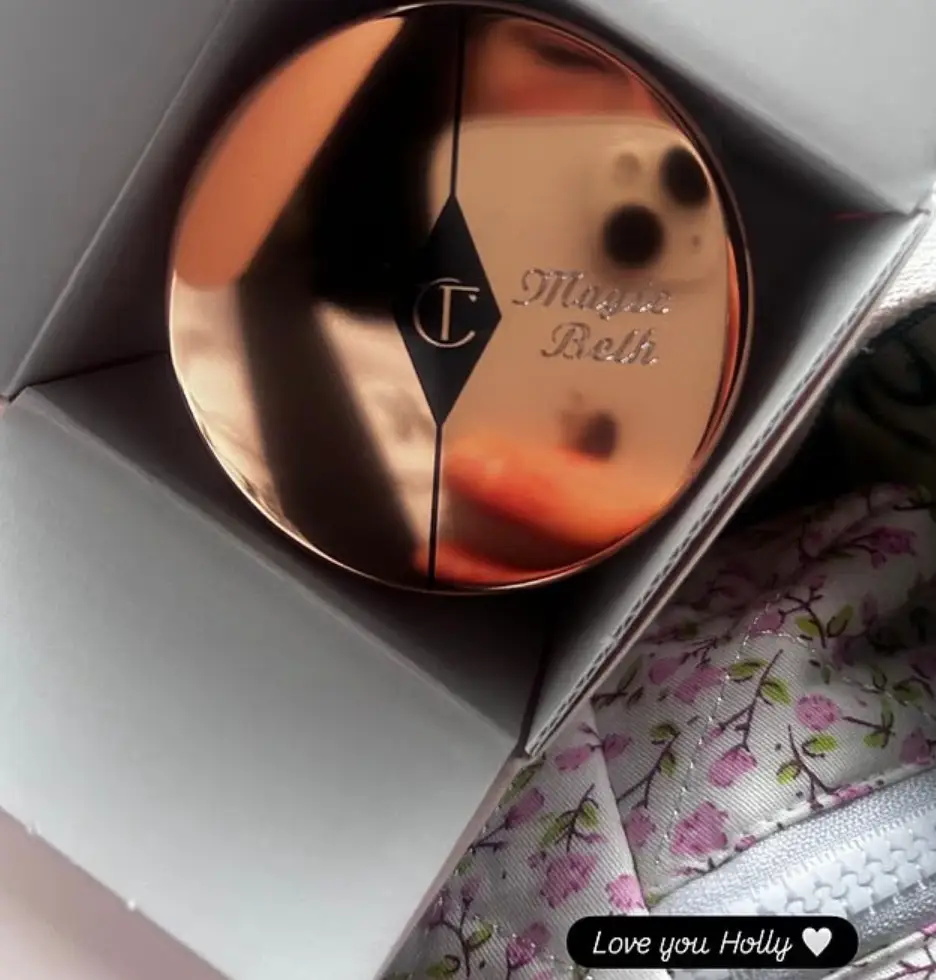 She got a tub of cream with her name engraved into it (Instagram/@b_peaty)