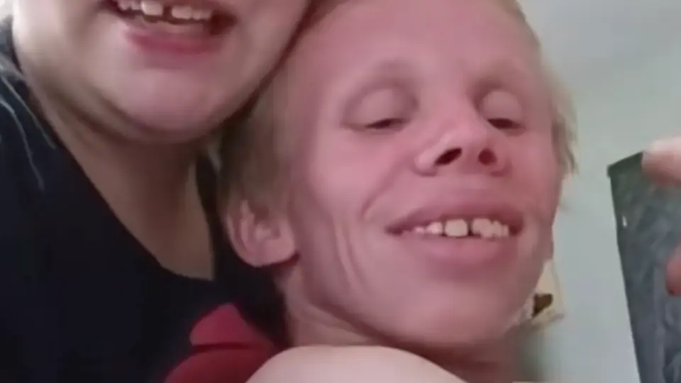 TikTok/@dakotaandfelicityharper