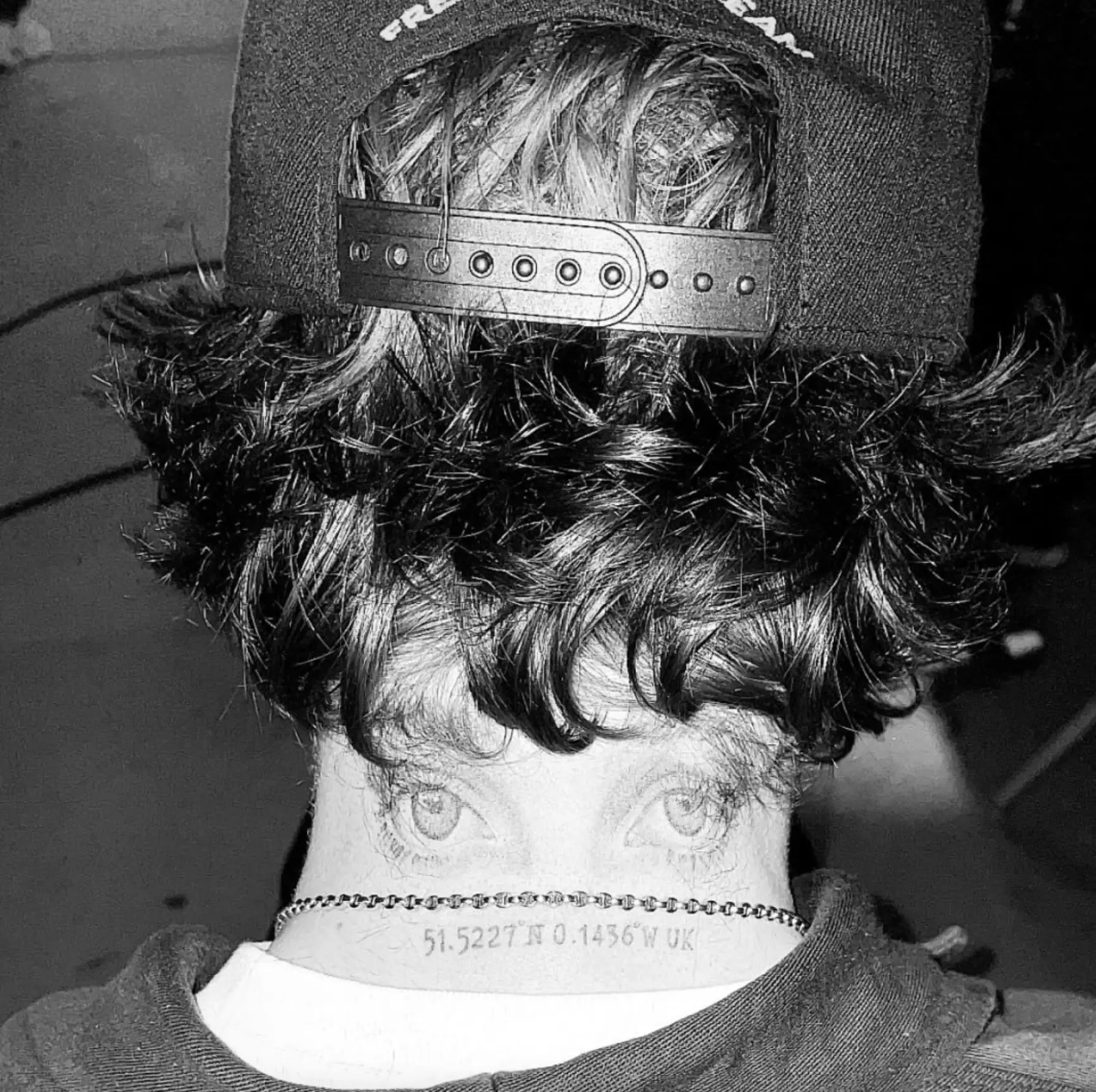 The new profile picture solely focuses on Peltz's eyes (Instagram/brooklynbeckham)