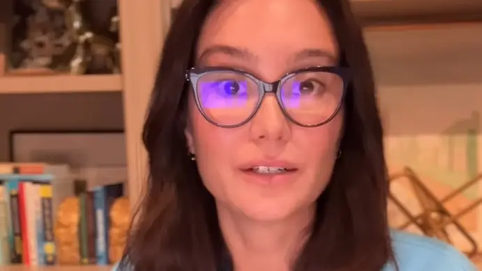 Instagram/emmahemingwillis