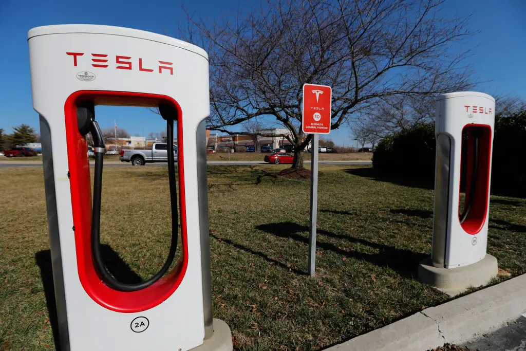 Apparently you can get up to 200 miles per hour of range from 15 minutes of this thing.