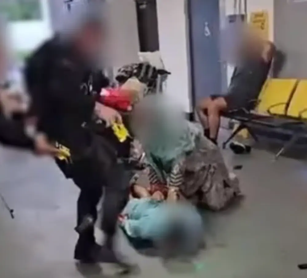 The shocking footage has circulated around social media. (X)