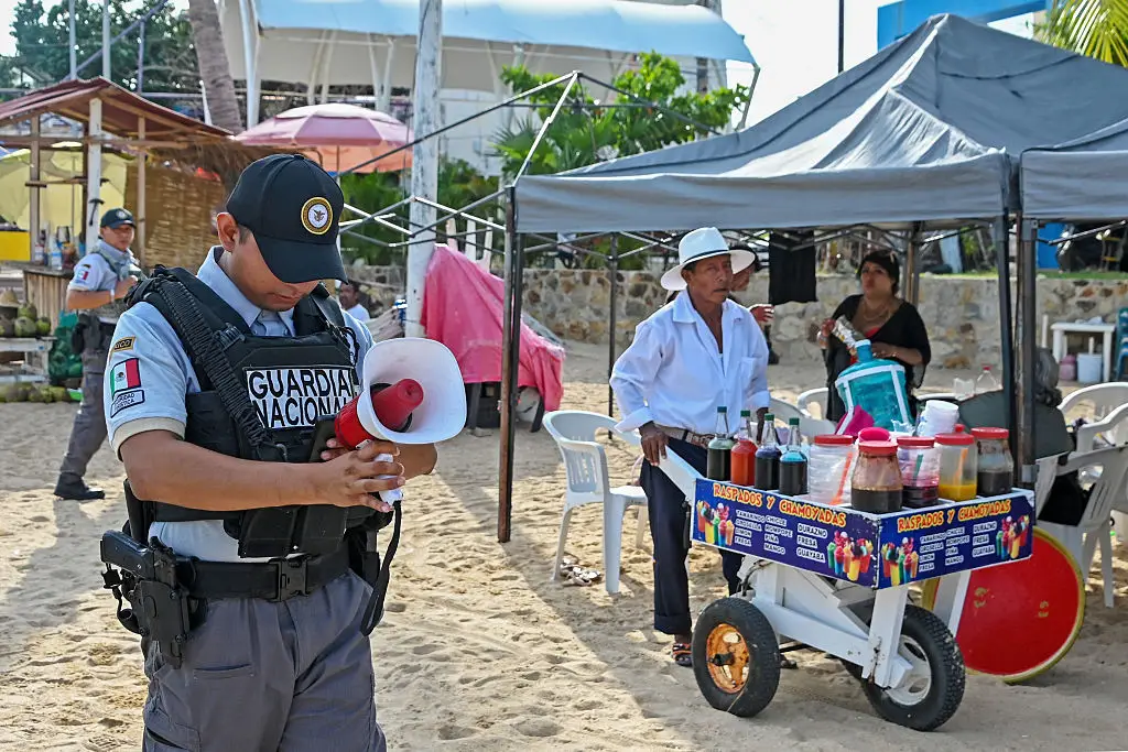 The Mexican National Guard announces the approach of Hurricane Polo (Francisco Robles / AFP via Getty Images)