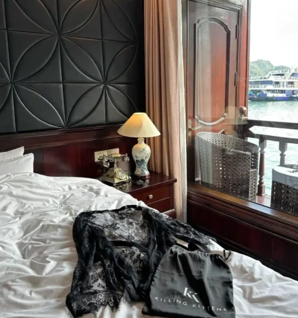 Swinger couples will have the date in their diaries (Killing Kittens)