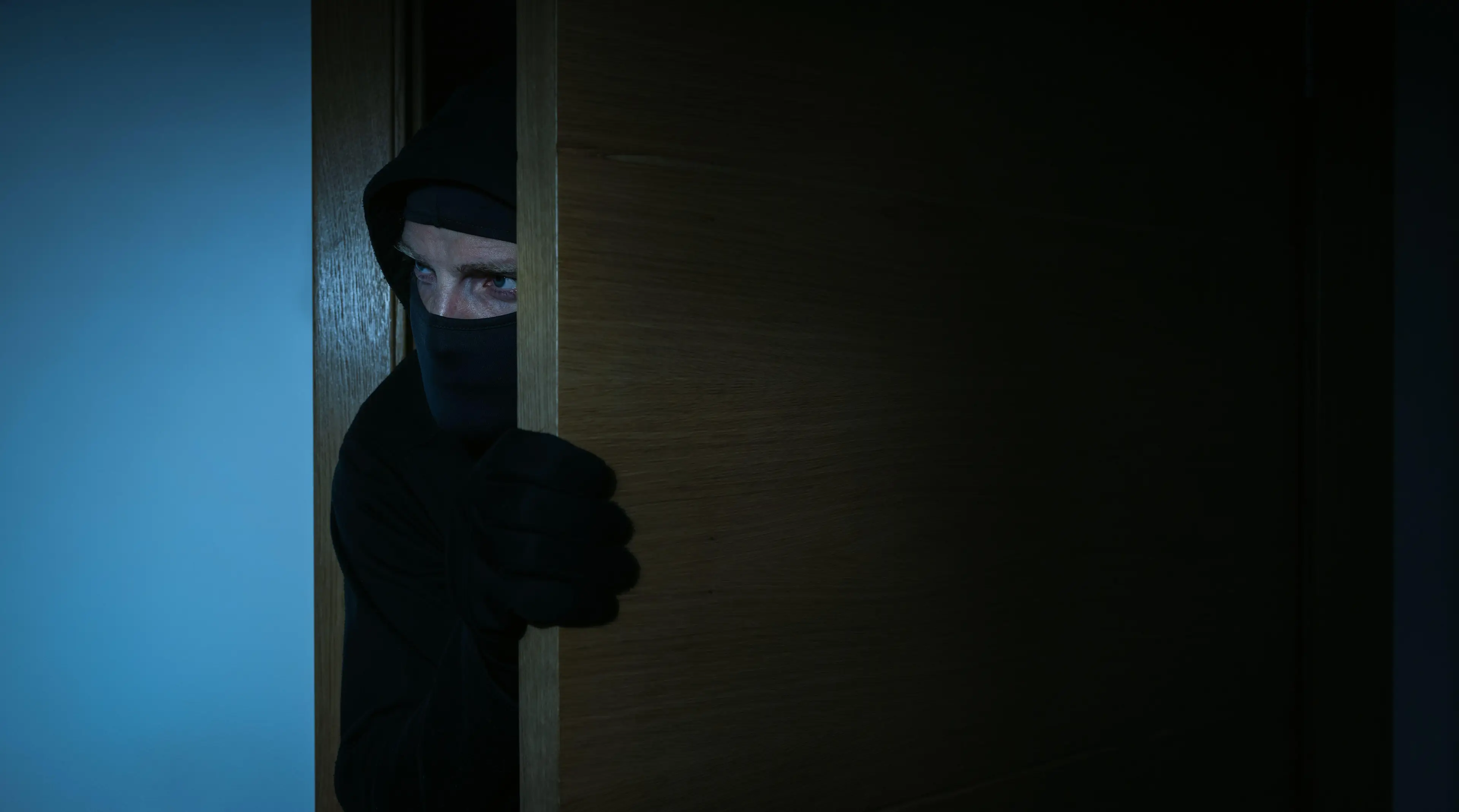 Criminals are using symbols to target homes.