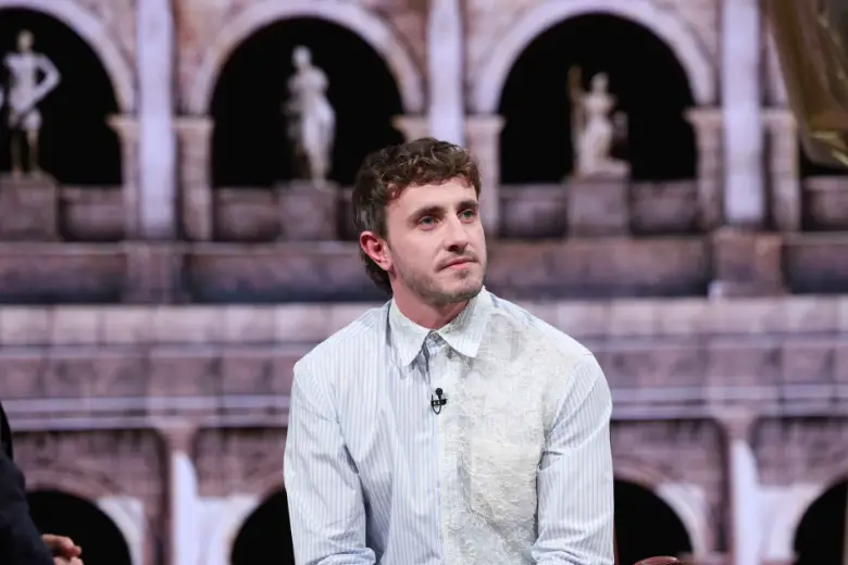 He agreed with the actress (243)